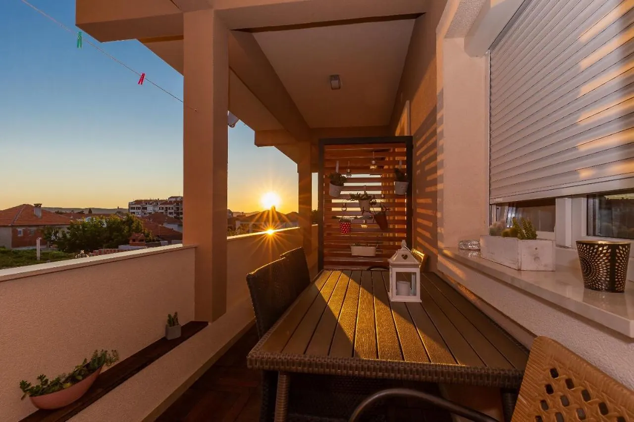 Apartman Filip Biograd Na Moru Apartment